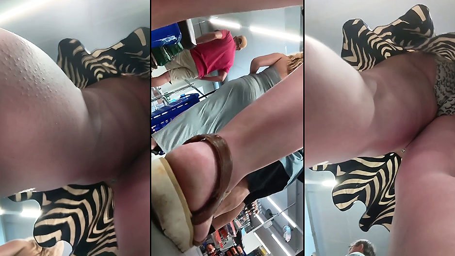 Quand la culotte est assortie à la jupe