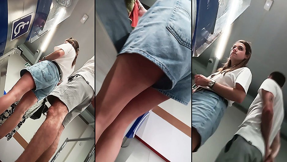 Un couple à la caisse d'un magasin